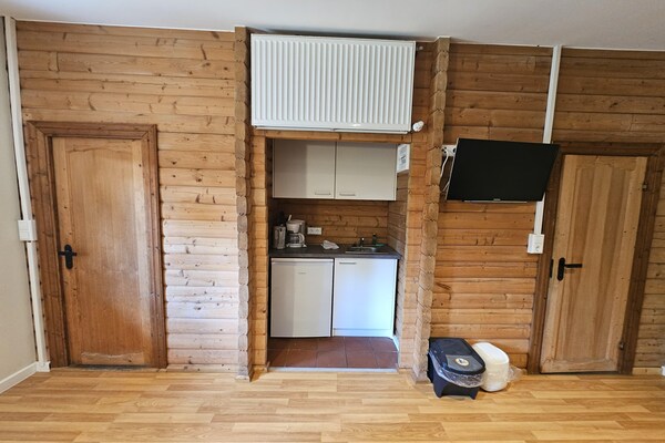 Sfeervol houten appartement voor 2 personen in Sassenburg - thumbnail 3