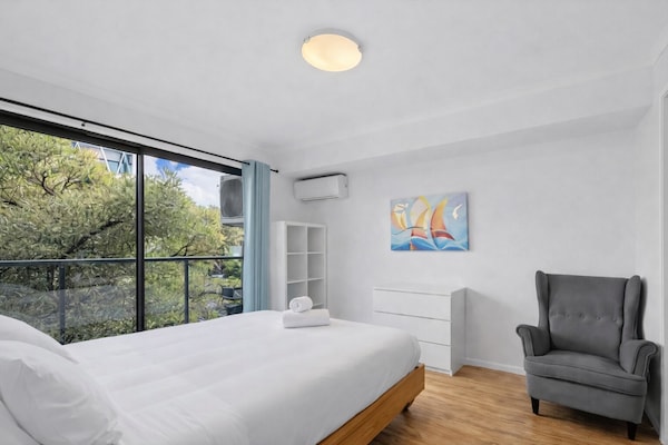 Licht appartement met zwembad en fitness in Bowen Hills - thumbnail 2