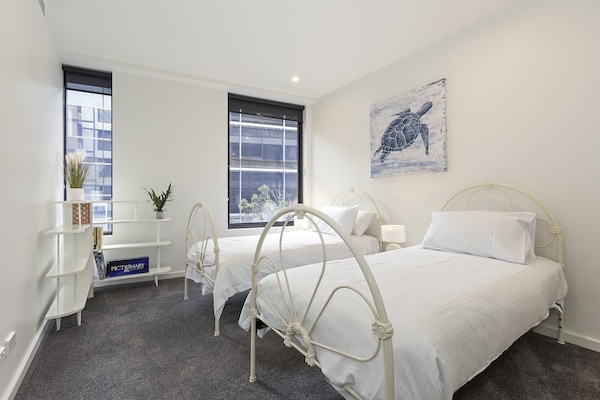 Ruim appartement met 3 slaapkamers nabij Western Beach in Geelong - thumbnail 5