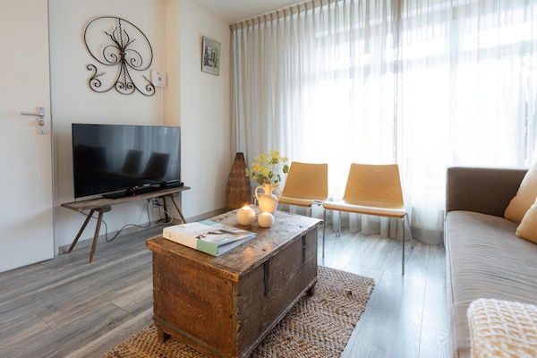 Licht gelijkvloers vakantiehuis in hartje Egmond aan Zee, 200m van strand - thumbnail 5