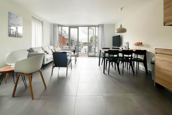 Schelpzicht: Modern appartement met privéterras aan de jachthaven van Uitgeest - thumbnail 2