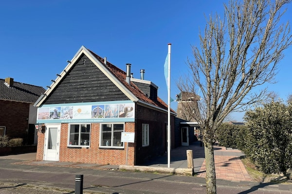 Licht vakantiehuis tussen duin en strand in Egmond aan den Hoef - thumbnail 1