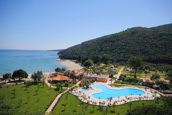 PREMIUM mobile home voor 4 personen op Camping Oliva, 50m van zee in Rabac - thumbnail 4