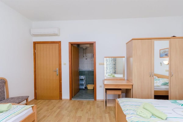 Apartments and Room Ljubica i Branko - Two bedroom Apartment A1 - thumbnail 6