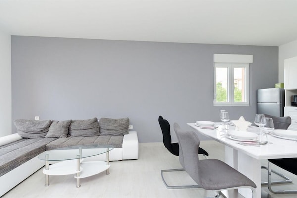 Apartments and Room Ljubica i Branko - Two bedroom Apartment A3 (Dani) - thumbnail 2
