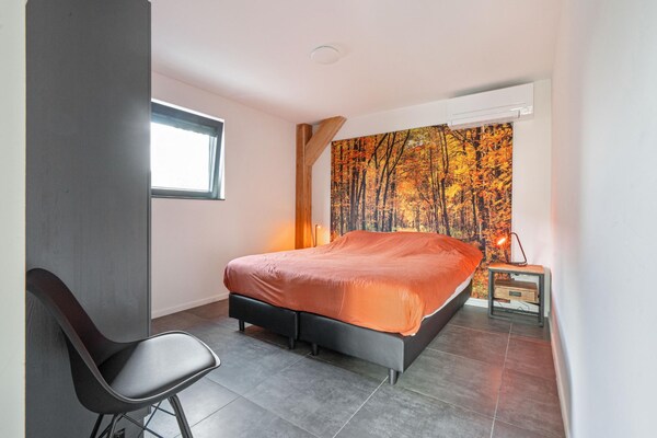 Luxe rietgedekte boerderij aan vijver met airconditioning in Baarle-Nassau - thumbnail 3