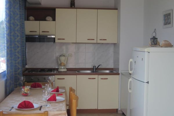 Azure Hvar Residence - (Apt 1) One-Bedroom Apartment with Terrace with Sea View (2 Adults) - thumbnail 6