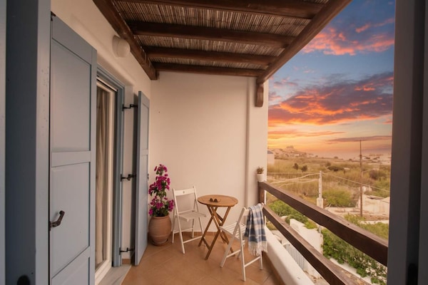 Authentiek Mykonos: Ruim appartement met 3 badkamers in Ano Mera - thumbnail 5