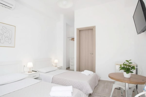 Intiem appartement in het hart van Mykonos-Stad, vlakbij Klein Venetië - thumbnail 1
