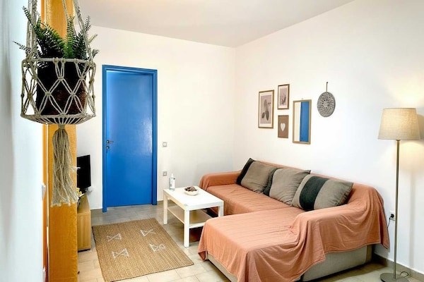 Modern appartement met privé balkon nabij Akrotiri, Paros - thumbnail 2