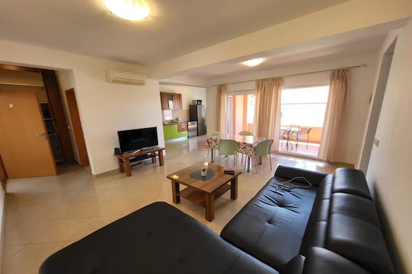 Mise Holiday Apartments - Two bedroom apartment I - thumbnail 1