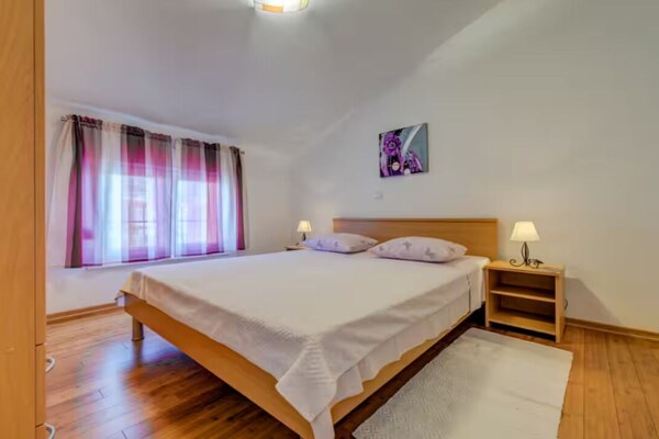 Mise Holiday Apartments - Two bedroom apartment IV - thumbnail 5