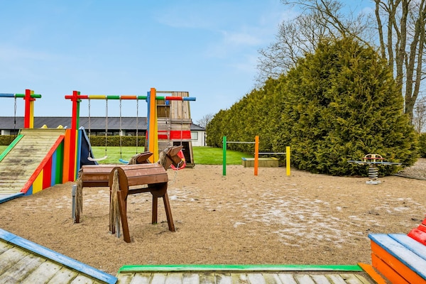 Groots vakantiehuis voor 20 personen met wellness en speelparadijs in Skærbæk - thumbnail 3
