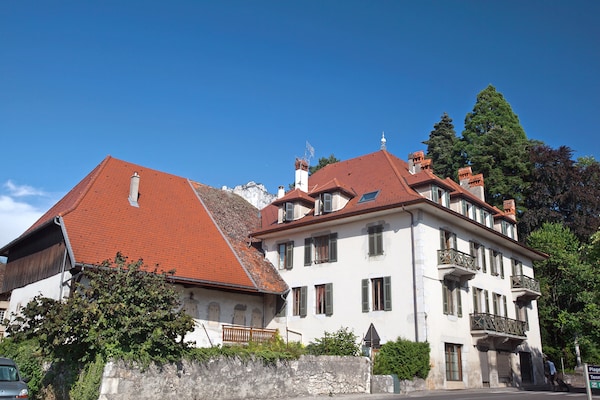 Knusse studio aan het meer van Annecy met uitzicht op de bergen - thumbnail 1