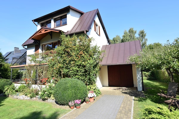 7-persoons vakantiehuis in Kopalino op 850 m van het meer - thumbnail 1