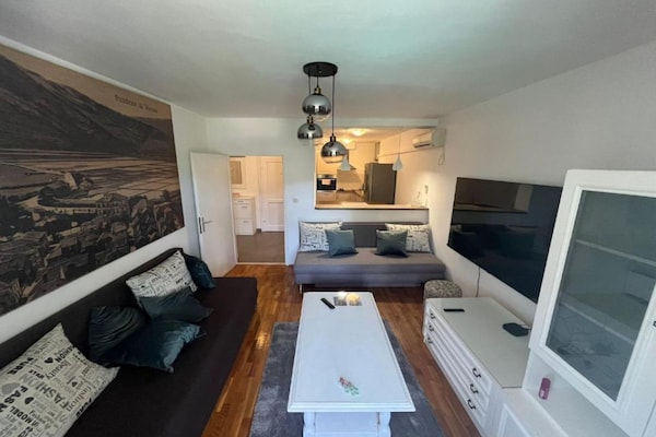 Ston Heritage Apartment with City view - thumbnail 2