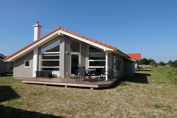 Scandinavisch design vakantiehuis op 500 meter van de Oostzee - thumbnail 1