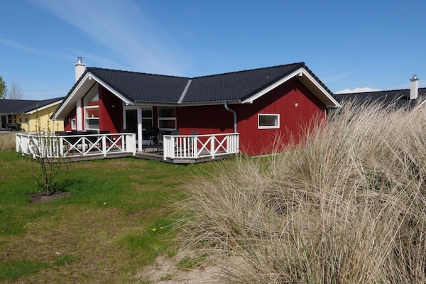 Deense wellnessvilla met sauna en jacuzzi, 500m van de Oostzee - thumbnail 4