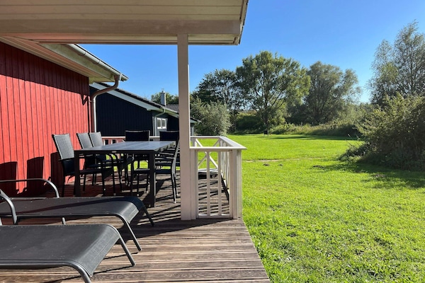 Stijlvol Deens vakantiehuis met sauna & whirlpool op 500m van de Oostzee - thumbnail 1