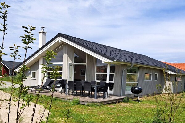 Scandinavisch design vakantiehuis op 500 meter van de Oostzee in Großenbrode - thumbnail 1