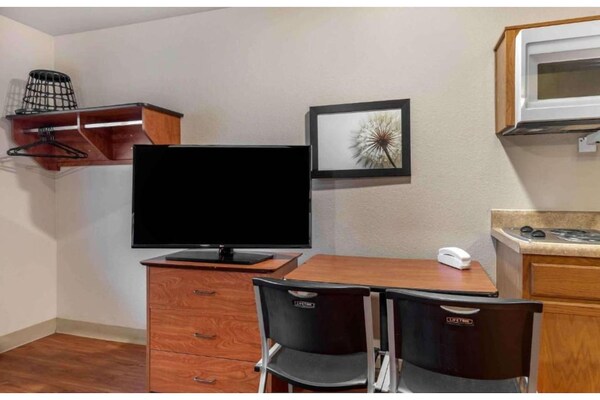 Compact studio-appartement met keuken, vlakbij luchthaven Shreveport - thumbnail 6