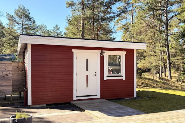 Zweeds vakantiehuis aan de golfbaan, 850m van het strand van Yngsjö - thumbnail 4