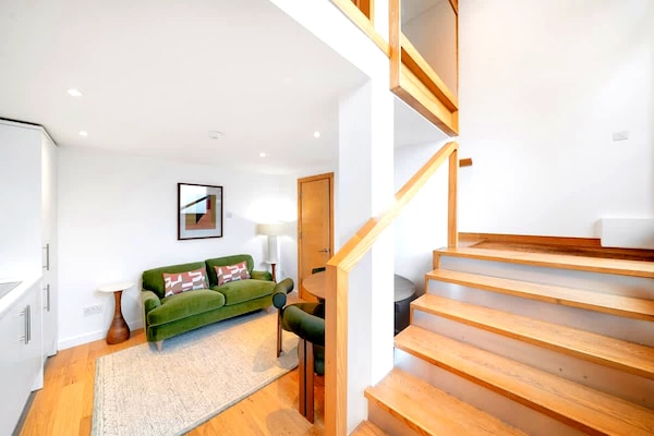 Sfeervol split-level appartement in levendig Fulham, Londen - thumbnail 2