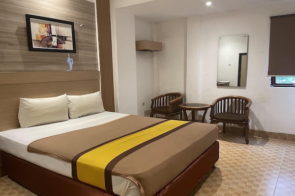 Stylish Delux Stay Near Mall Panakkukang With Wifi - Makassar