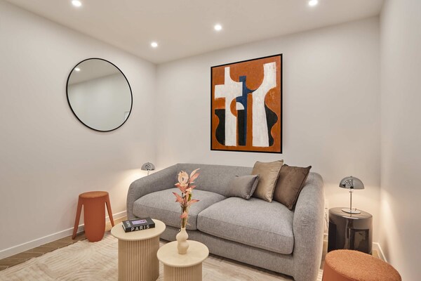 Elegant appartement in hartje Parijs, vlakbij Montmartre - thumbnail 3