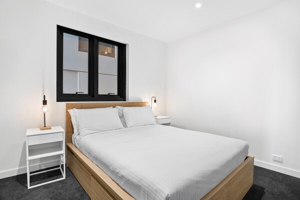 Modern appartement op de 19e verdieping met panoramisch uitzicht over Melbourne - thumbnail 4