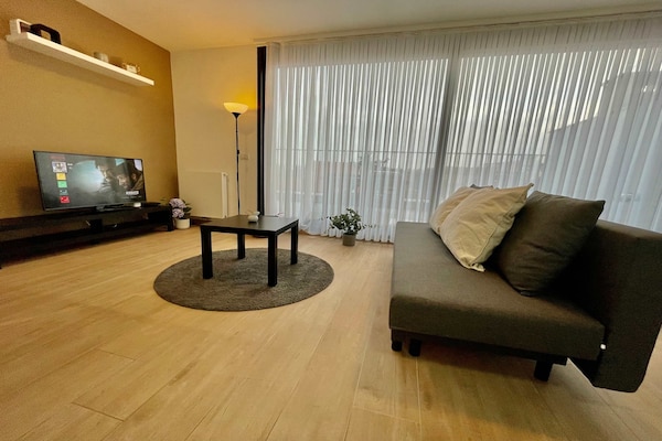 Licht & Modern Appartement bij de Diamantwijk in Antwerpen - thumbnail 1