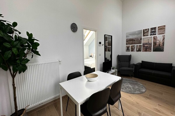 Stijlvol 1-slaapkamerappartement in de Antwerpse modewijk - thumbnail 4