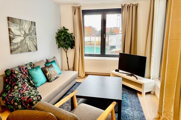 Luxe 2-slaapkamerappartement in de Antwerpse Modewijk - thumbnail 1