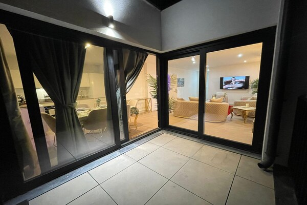 Stijlvol appartement met 3 slaapkamers naast Centraal Station Antwerpen - thumbnail 5