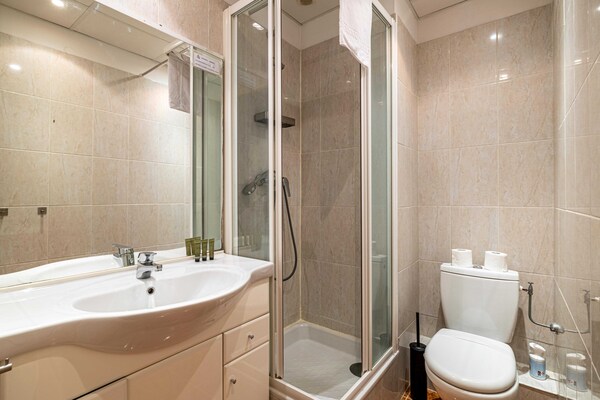 Charmant appartement voor 2 personen in het hart van Nice - thumbnail 5