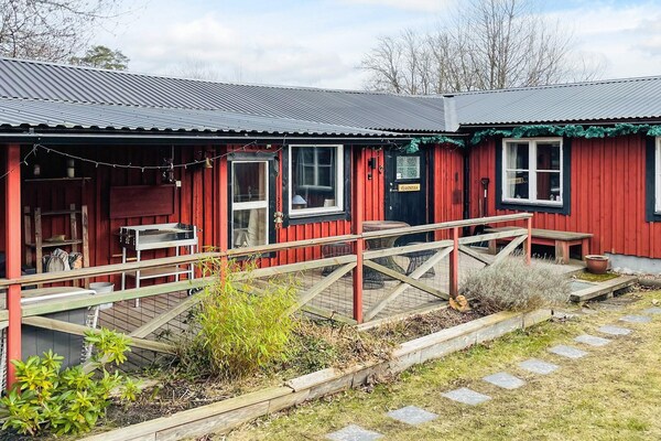 Vrijstaand vakantiehuis aan de golfbaan in Kosta, dichtbij glasrijk en natuur - thumbnail 1