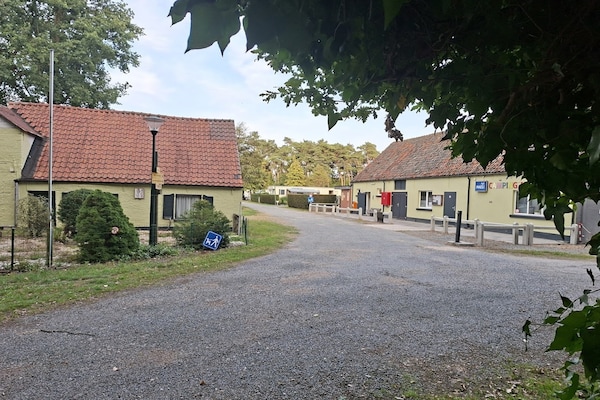 Chalet Bosrand Lembeke 5 – Vrijstaand vakantiehuis in het bos voor 6 personen - thumbnail 2