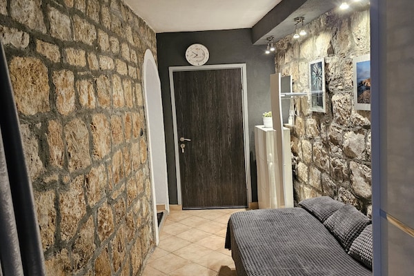 Apartments Diadora - Studio apartment Stone (ground floor) - thumbnail 3