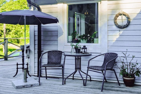 Sfeervol vakantiehuis bij Kärna met spa, balkon en nabij zee - thumbnail 4