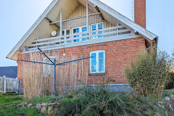 Sfeervol vakantiehuis aan het fjord bij Løgstrup met privéterras - thumbnail 3