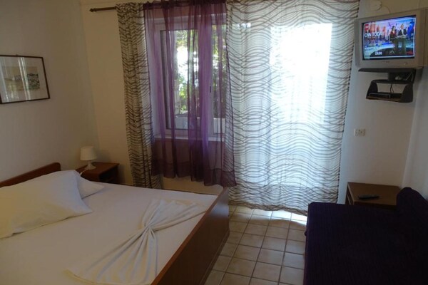 Villa Azure Saplunara - One bedroom apartment - thumbnail 3
