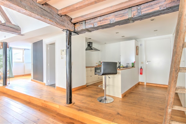 Gelaagd triplex in historisch hart Antwerpen, 90m² - thumbnail 5