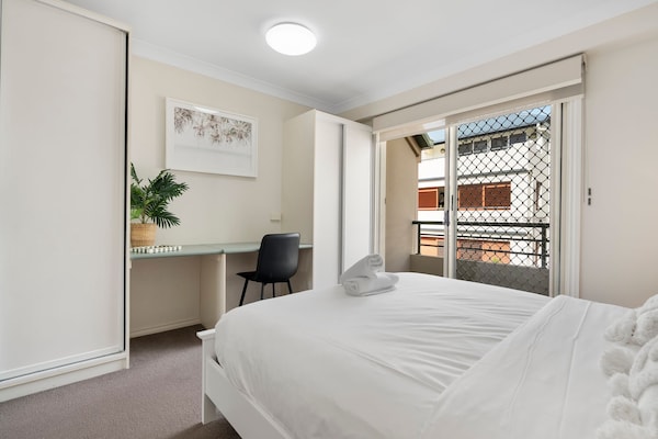 Modern appartement in South Brisbane met balkon en zwembad - thumbnail 5