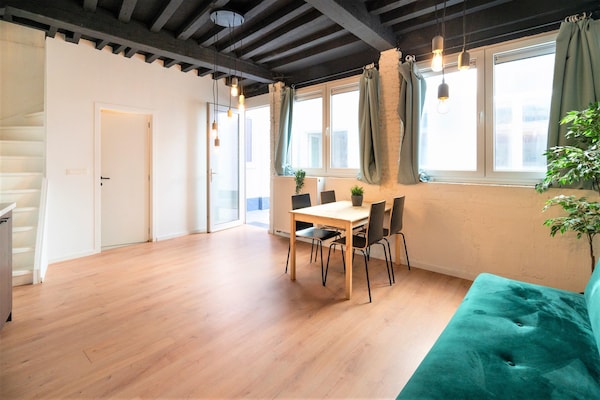 100 m² appartement met 2 slaapkamers bij Sint-Paulus in Antwerpen - thumbnail 3