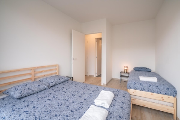 Ruim stadsappartement met balkon in het bruisende hart van Antwerpen - thumbnail 4