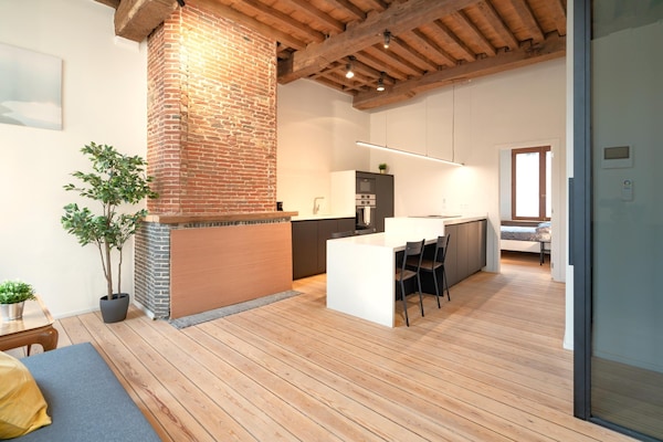 Duplex in hartje Antwerpen met houten interieur (65 m²) - thumbnail 6