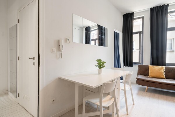 1-persoons appartement in hartje Antwerpen (59 m²) - thumbnail 5