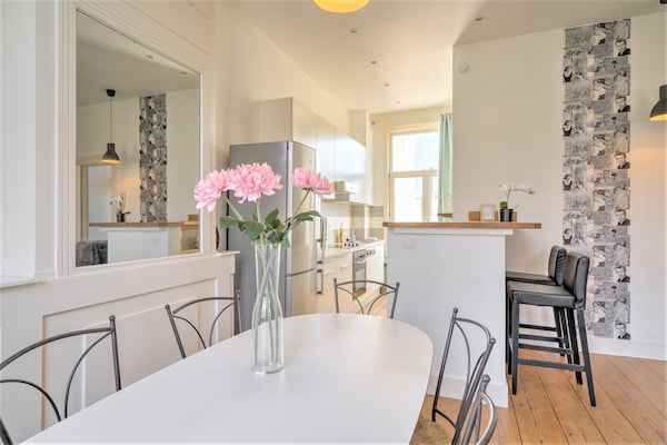 Ruim duplexappartement in hartje Antwerpen voor flexibel groepsverblijf - thumbnail 2