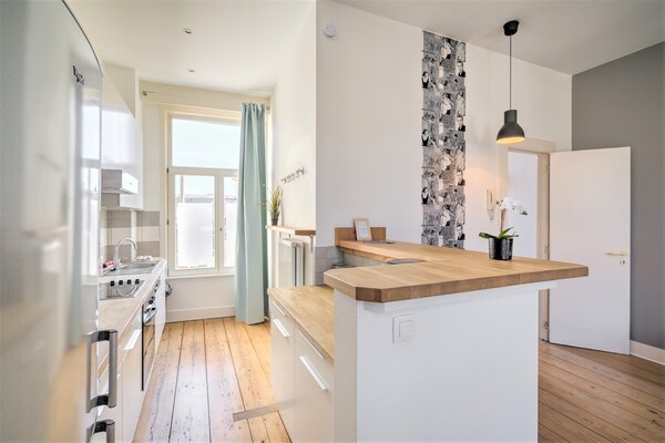Ruim duplexappartement in hartje Antwerpen voor flexibel groepsverblijf - thumbnail 3