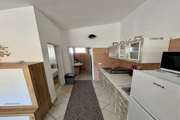 4-persoons appartement in Ražanac met jacuzzi en strand nabij - thumbnail 4